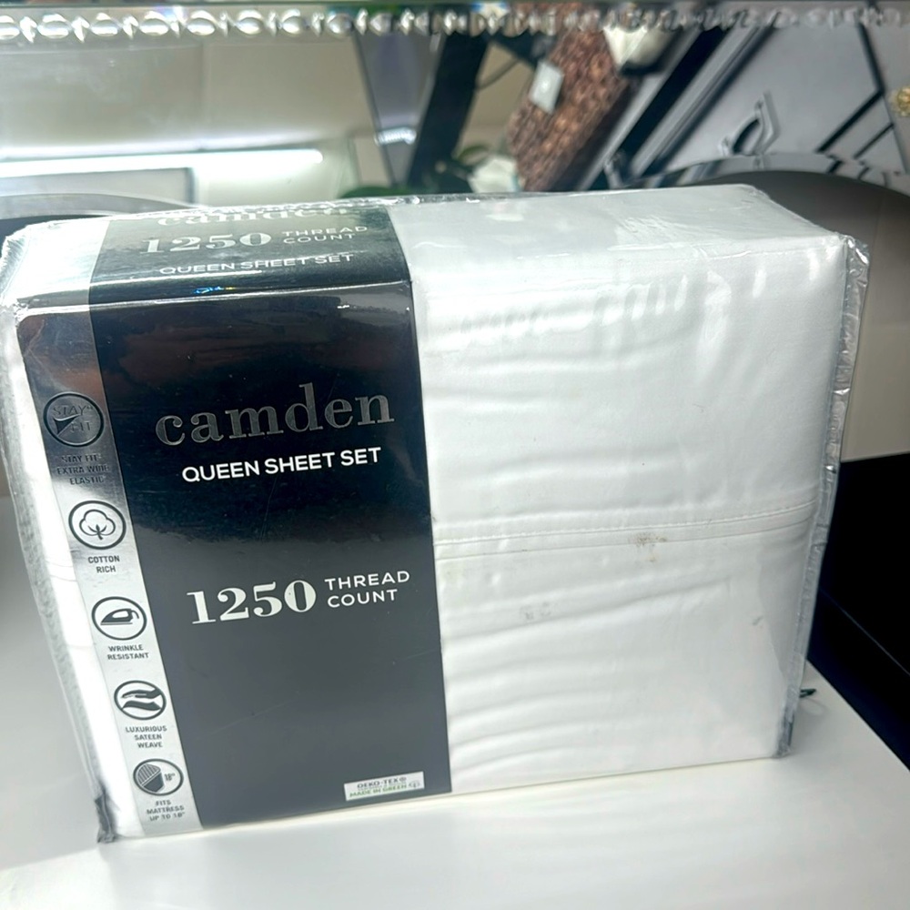 Queen sheet set